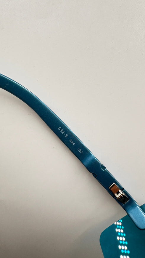 Occhiali da sole azzurri