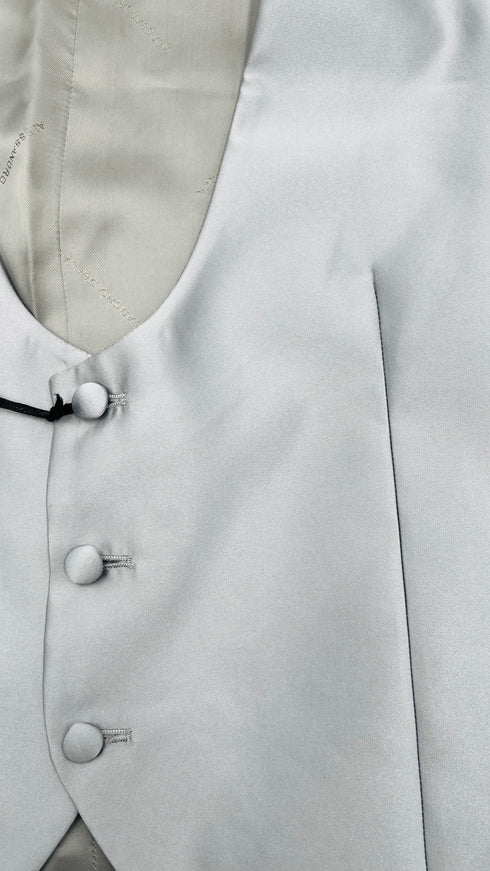 Gilet in raso con cartellino