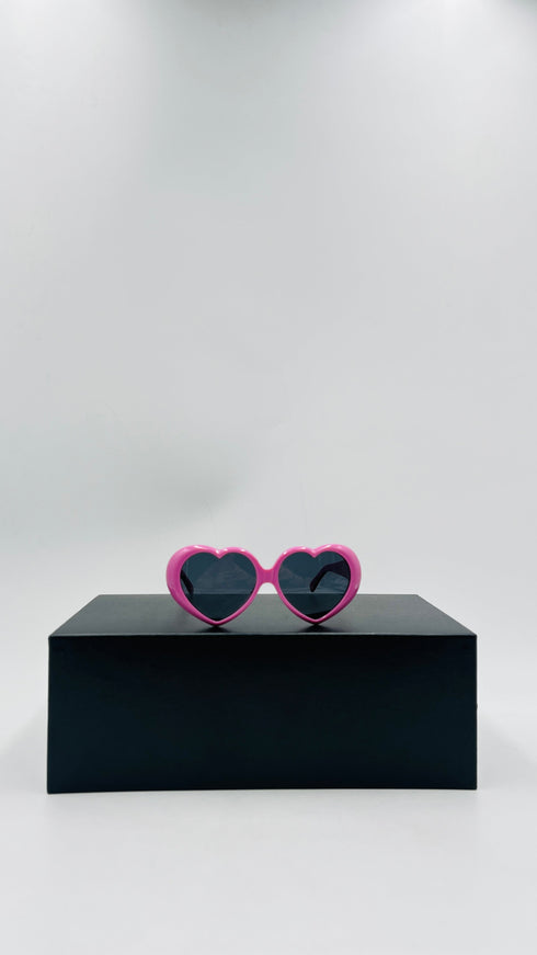 Occhiali da sole a cuore