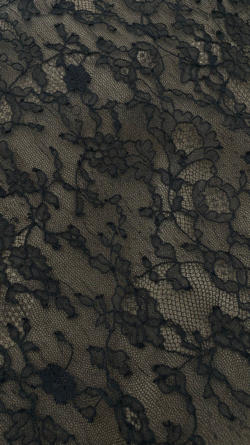 Abito corto monospalla pizzo