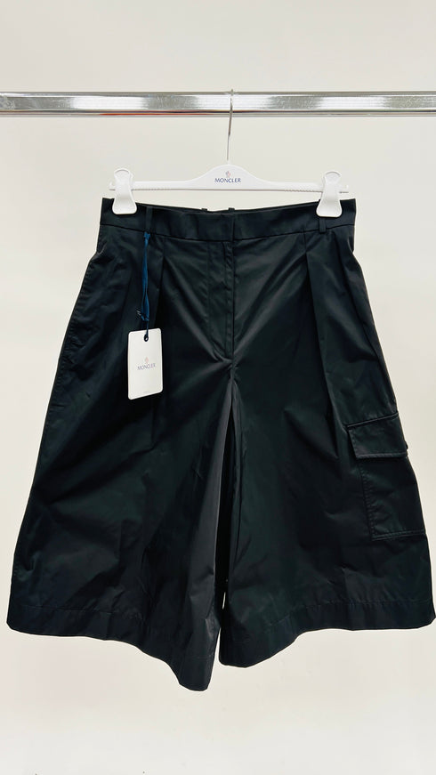 Bermuda tecnici con cartellino