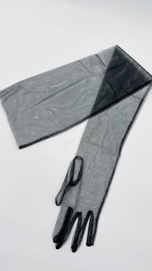 Guanti in tulle