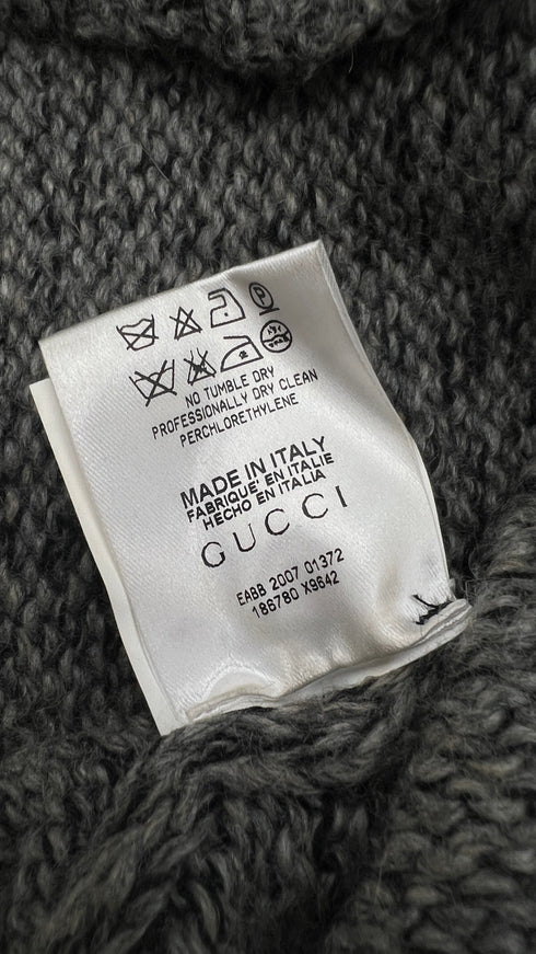 Maglia con ricami e strass