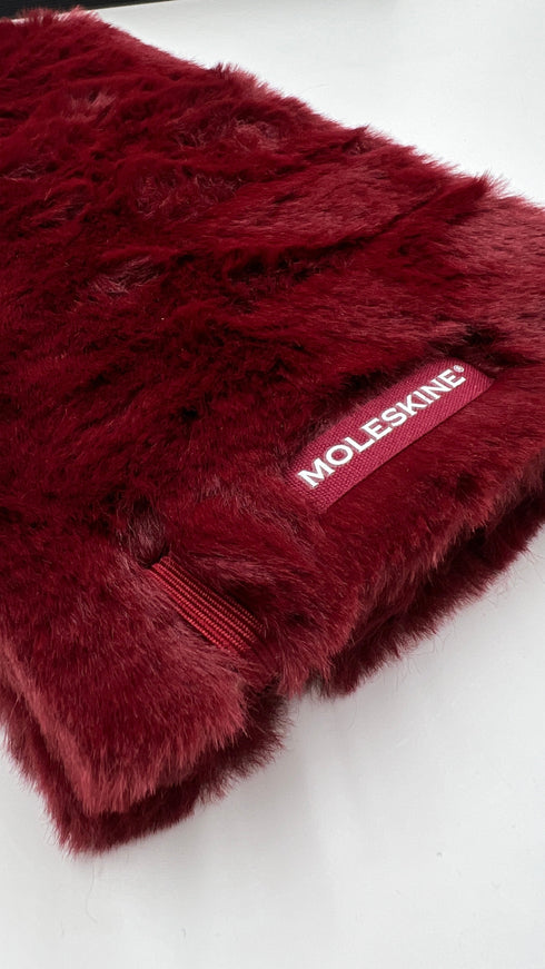 Notebook in faux fur