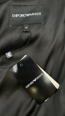 Bomber nero di paillettes con cartellino Emporio Armani