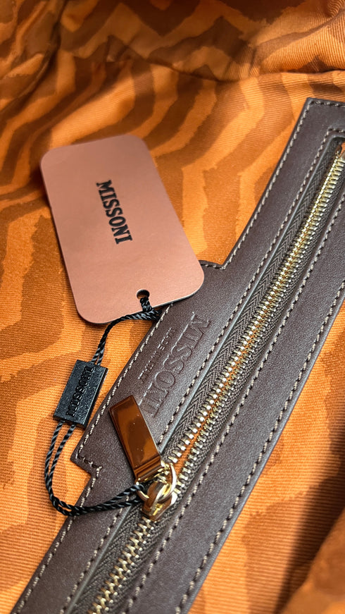 Borsa bauletto con cartellino