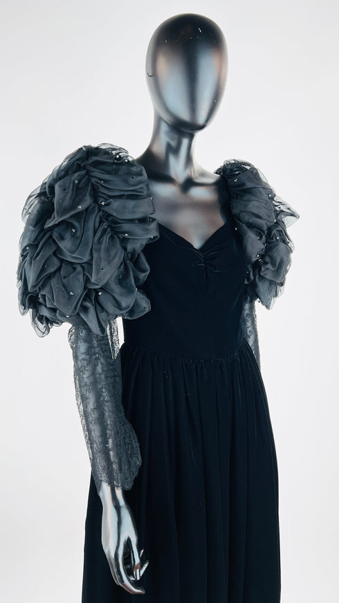 Abito lungo maxi spalle