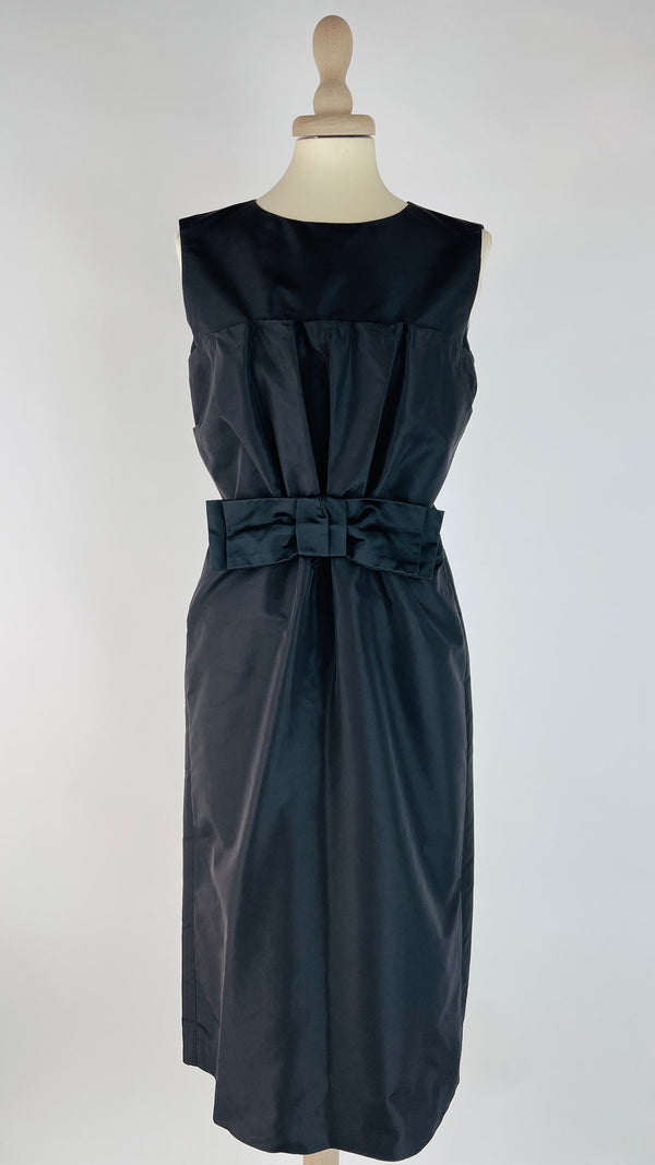 Abito midi nero con fiocco