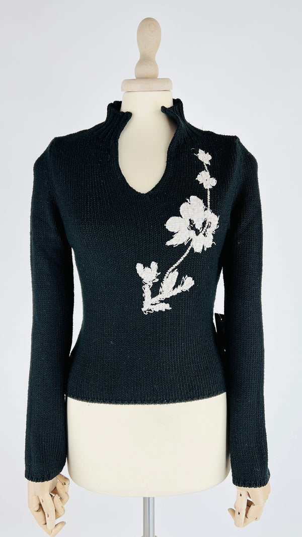 Maglia fiori ricamati